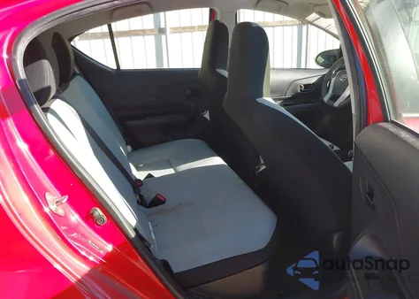 2016 Toyota Prius C One z USA, uszkodzony, nr VIN JTDKDTB3XG1117157